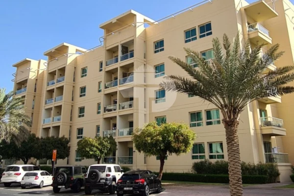Apartment For Rent In Al Dhafra 1 At The Greens, Dubai